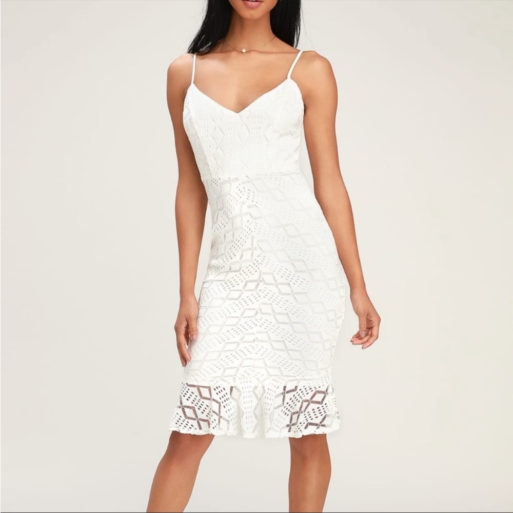 White Lulu’s dress